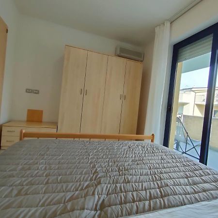 Appartamento Con Piscina Green Bay Village Pineto Exteriör bild