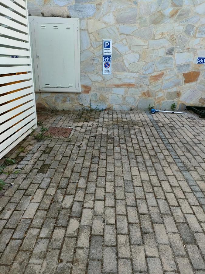 Appartamento Con Piscina Green Bay Village Pineto Exteriör bild